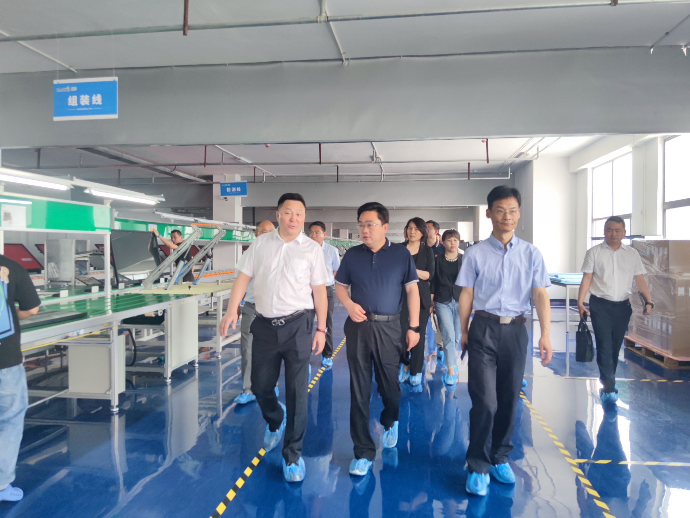 高新区管委会莅临南宫28NG相信品牌力量调研指导 (3)