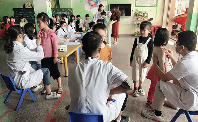 中山街道卫生服务为幼儿园体检，筛查疑似病症，可以这样做